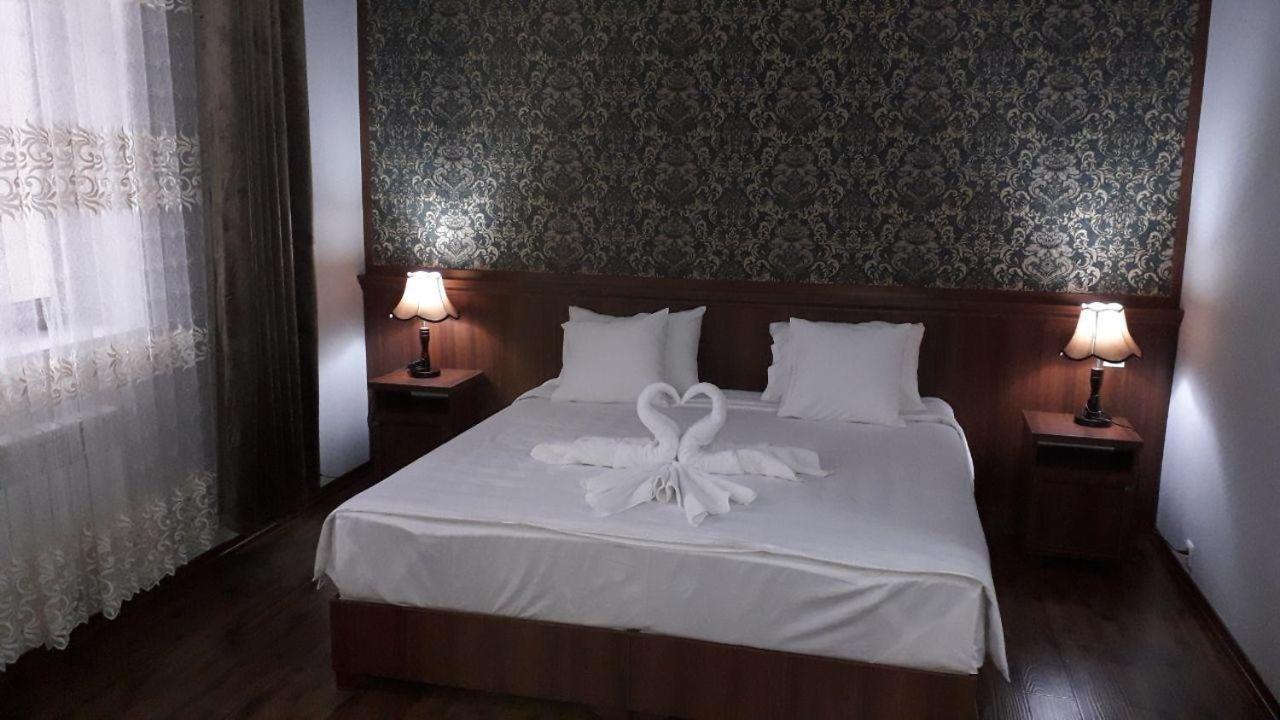 Erkin Palace Hotel Khiva Esterno foto